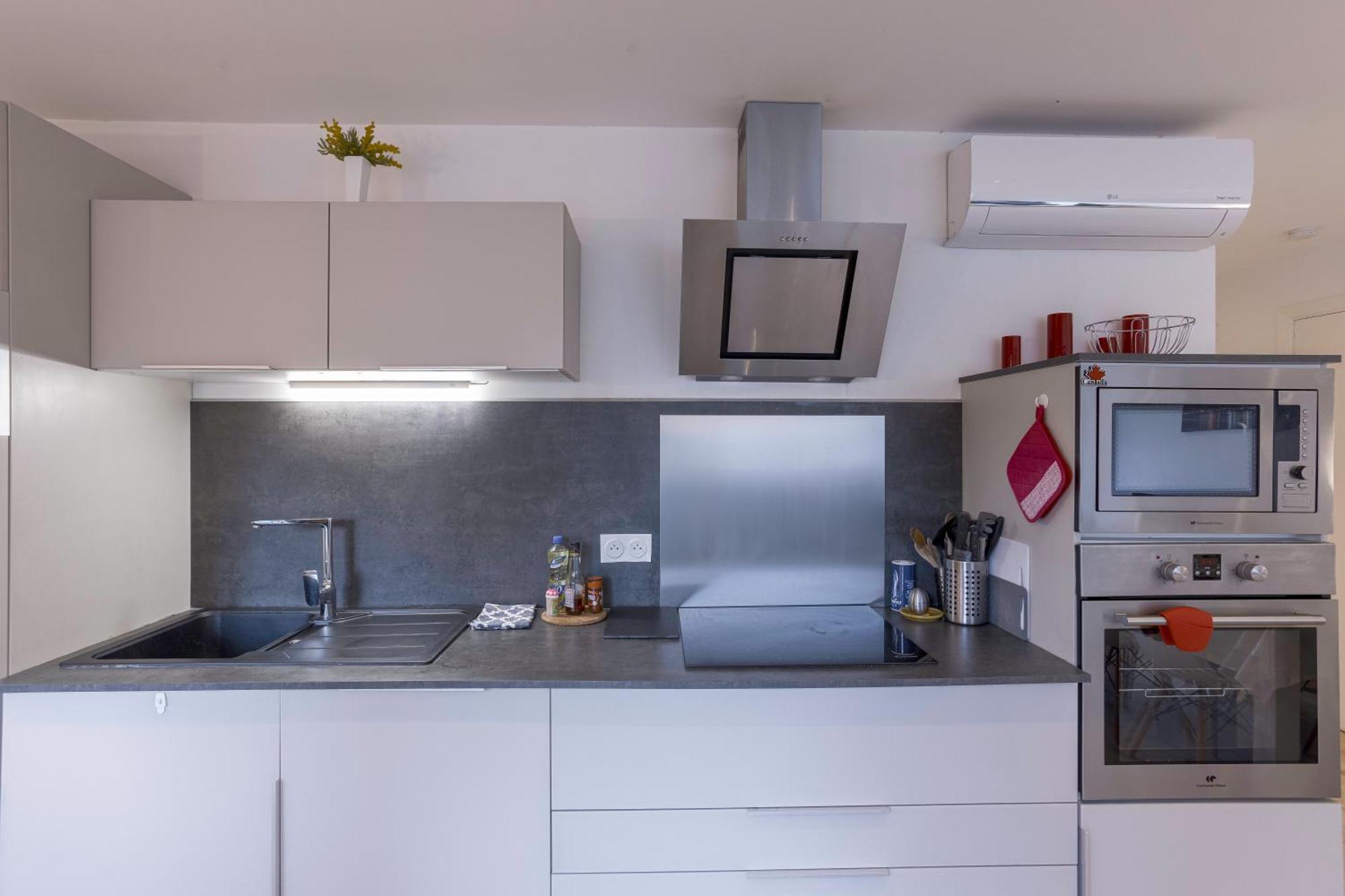 Ferienwohnung "Casa Nonna" - 16 Mn A Pied Du Palais, Parking Prive, Clim, Ascenseur Cannes Exterior foto